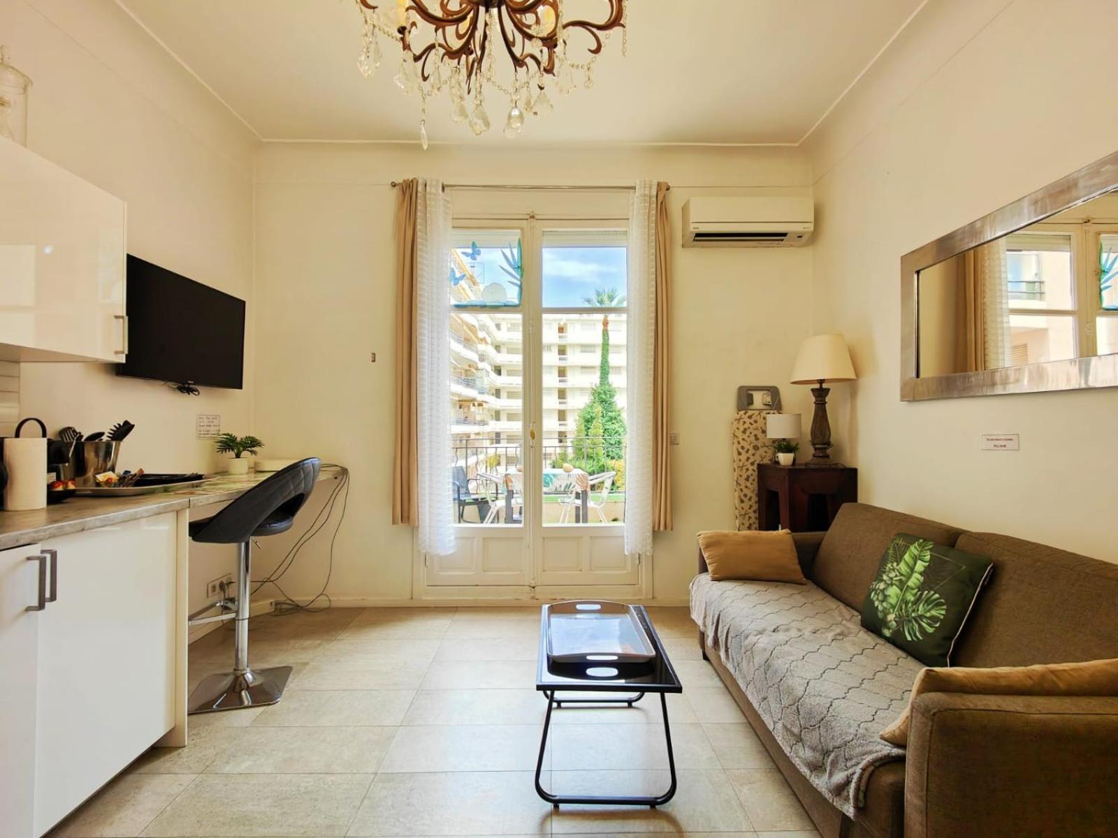 Mythique Miramar Cannes Croisette Terrasse Clim Parking Wifi מראה חיצוני תמונה